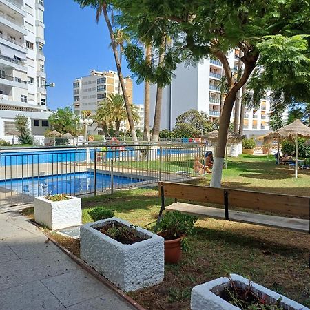 Luminoso Estudio Muy Cerca De La Playa Benalmádena Exterior foto