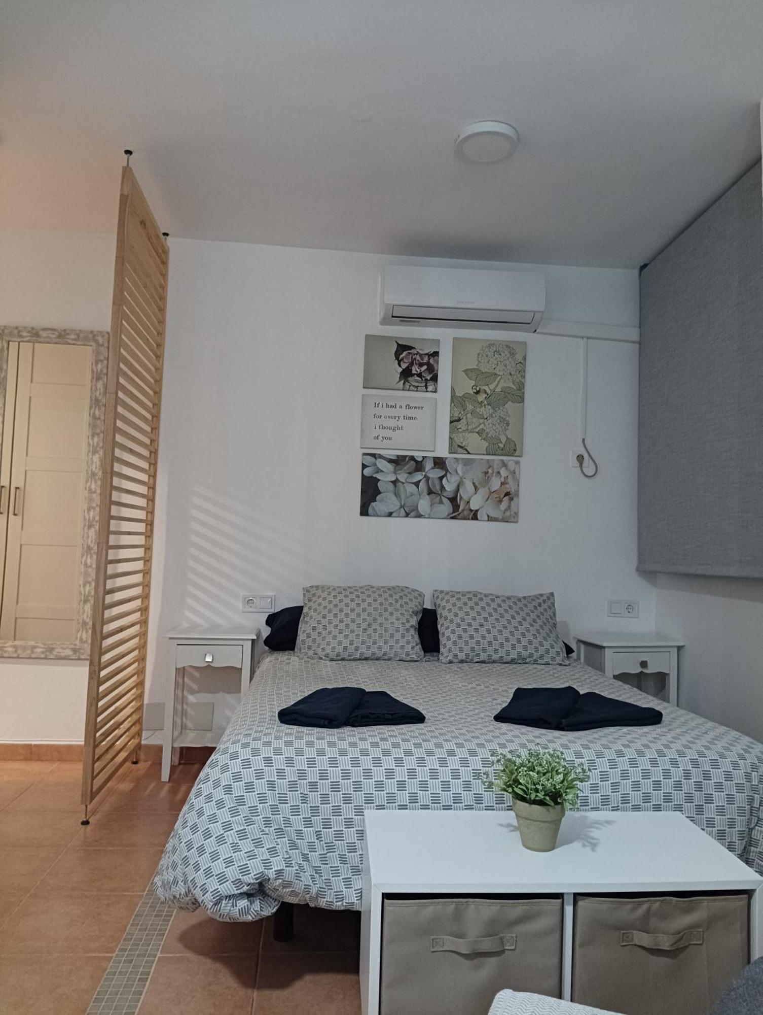 Luminoso Estudio Muy Cerca De La Playa Benalmádena Exterior foto