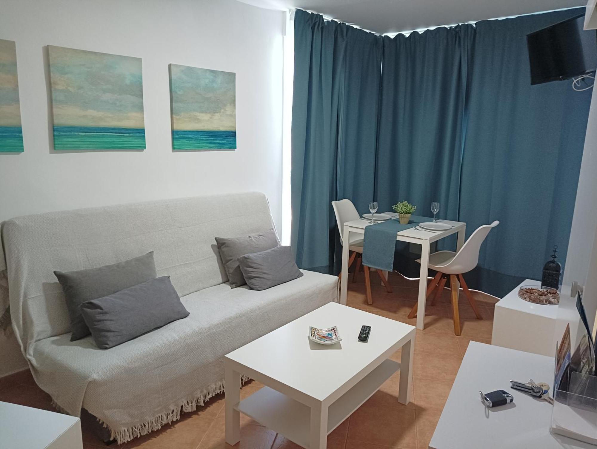 Luminoso Estudio Muy Cerca De La Playa Benalmádena Exterior foto